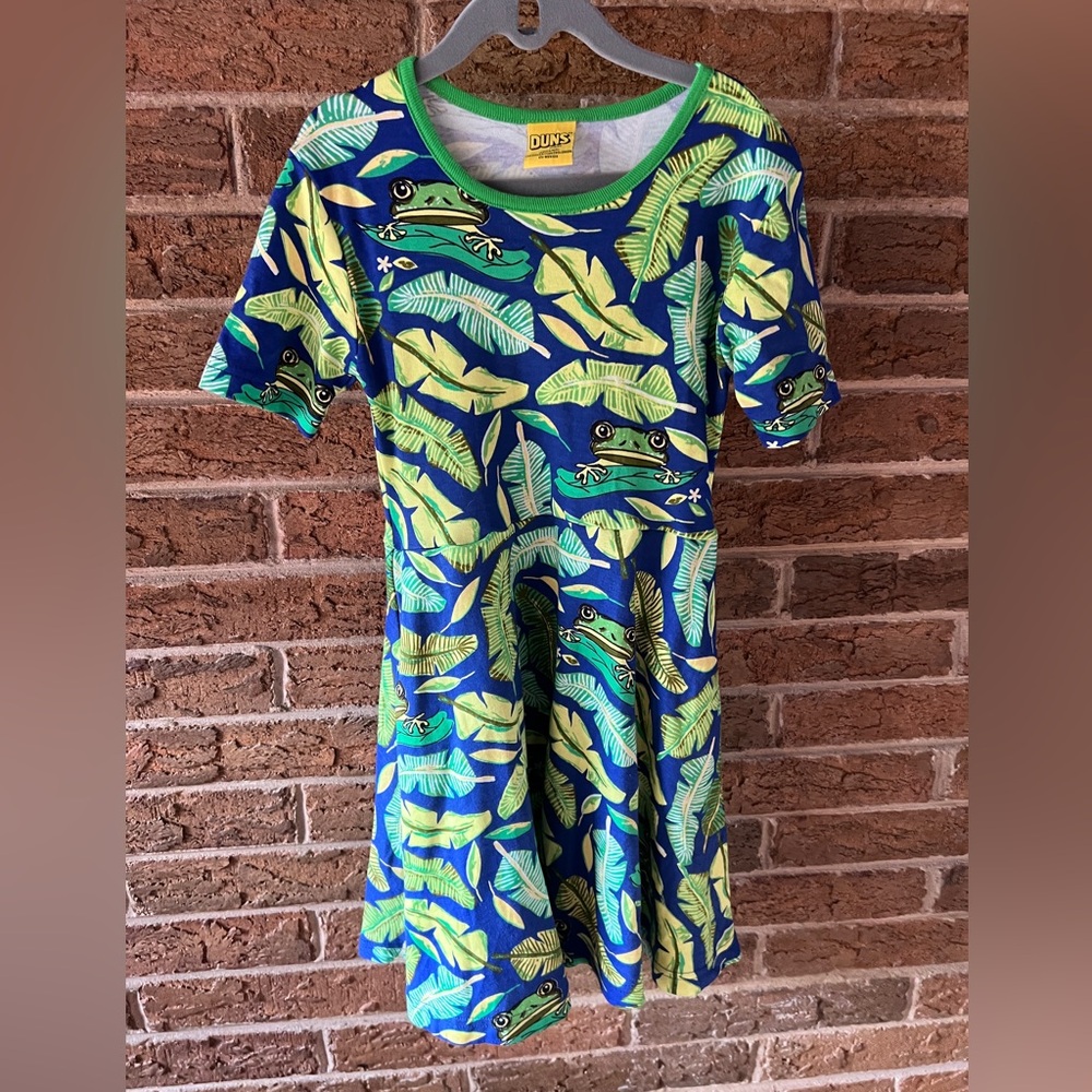 DUNS Sweden Sz 110 (4-5) Organic Cotton Frog Leaf Short Sleeve Skater Dress